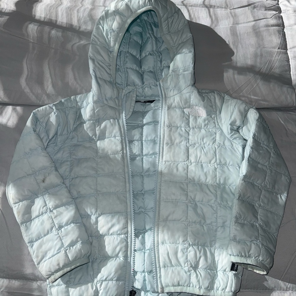 Kids north face thermoball jacket light blue